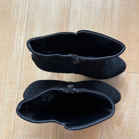 All suede and leather. B2 (Browns) heels - made in Italy. Size 8. Pre-loved. - Picture 5 of 7